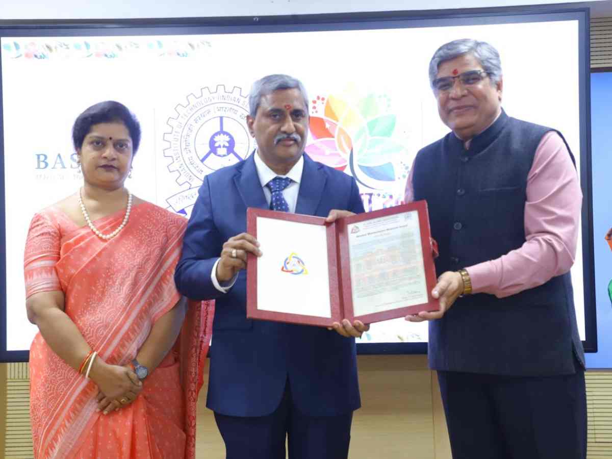 Coal India Chairman honoured with 'Bhaskar Bhattacharjee Memorial Award'